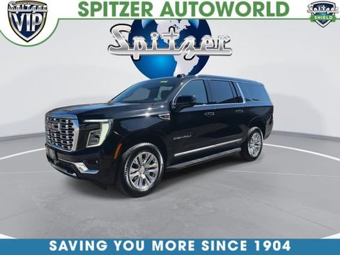Used 2025 GMC Yukon XL Denali AWD/4WD image 4