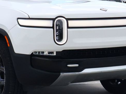 Used 2023 Rivian R1S Adventure Quad AWD/4WD image 9