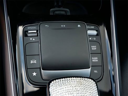 Used 2022 Mercedes-Benz GLA 250 4MATIC image 24