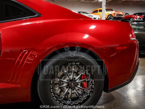 Used 2015 Chevrolet Camaro SS w/ SS Performance Package RWD image 42