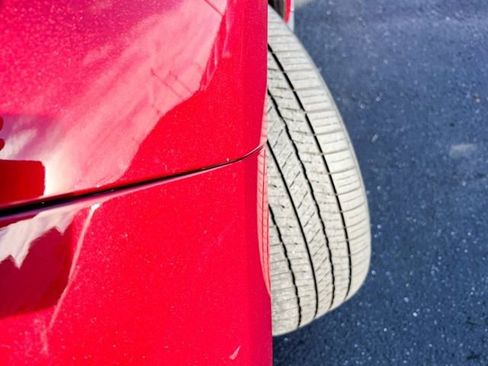 Used 2021 Toyota Venza XLE image 3