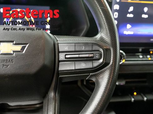 Used 2023 Chevrolet Colorado W/T RWD image 15