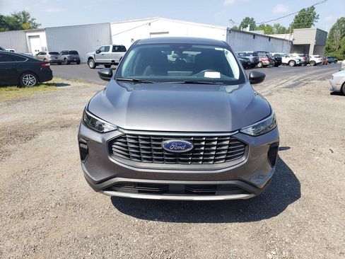 Used 2024 Ford Escape Active w/ Tech Pack #1 AWD/4WD image 2