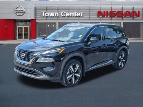 Certified 2023 Nissan Rogue SL w/ SL Premium Package FWD image 3