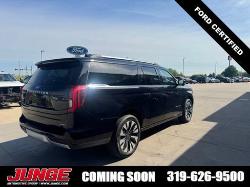 Certified 2025 Ford Expedition Max Platinum w/ Driver's Package AWD/4WD image 5