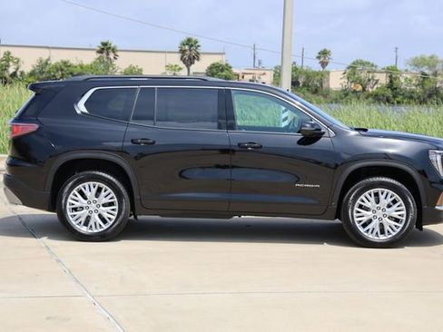 New 2026 GMC Acadia Elevation w/ Elevation Premium Package FWD image 4