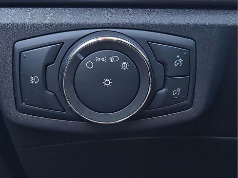 Used 2016 Ford Fusion SE w/ Equipment Group 202A image 16