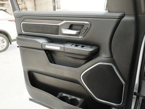 Used 2025 RAM 1500 Laramie AWD/4WD image 21