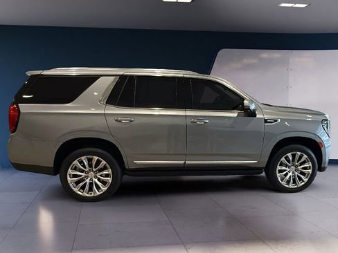 Used 2024 GMC Yukon Denali w/ Denali Reserve Package image 8