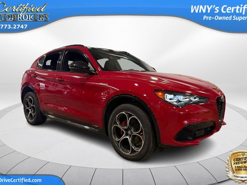 Used 2025 Alfa Romeo Stelvio Sprint w/ Veloce Package image 3
