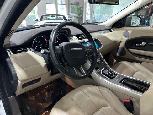 Used 2017 Land Rover Range Rover Evoque SE Premium AWD/4WD image 3