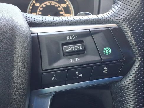 Used 2023 Mitsubishi Outlander SE FWD image 23