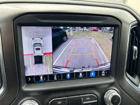 Used 2021 GMC Sierra 1500 AT4 w/ Technology Package AWD/4WD image 21