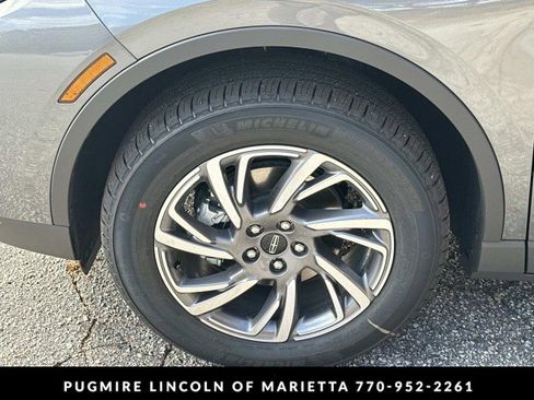 New 2026 Lincoln Corsair Premiere image 11