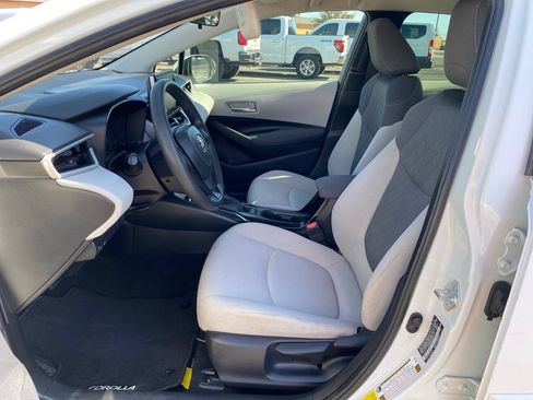 Used 2020 Toyota Corolla LE w/ Carpet Mat Package (TMS) FWD image 16