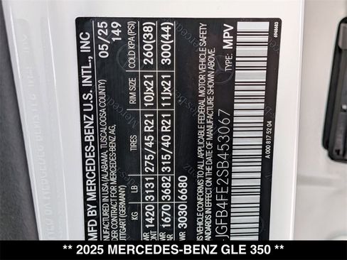 Certified 2025 Mercedes-Benz GLE 350 4MATIC image 33