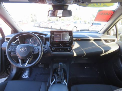 Used 2021 Toyota Corolla SE image 19