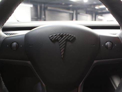 Used 2022 Tesla Model Y Performance AWD/4WD image 52