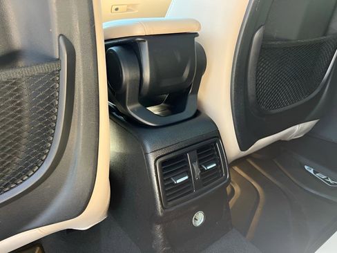 Used 2018 BMW X2 sDrive28i w/ Premium Package image 21