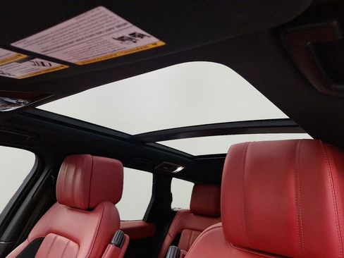 Used 2019 Land Rover Range Rover Sport Supercharged image 17