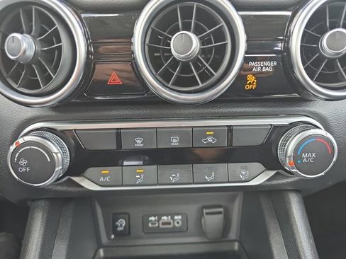 Used 2024 Nissan Sentra SV image 4