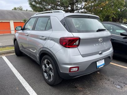Used 2025 Hyundai Venue SEL