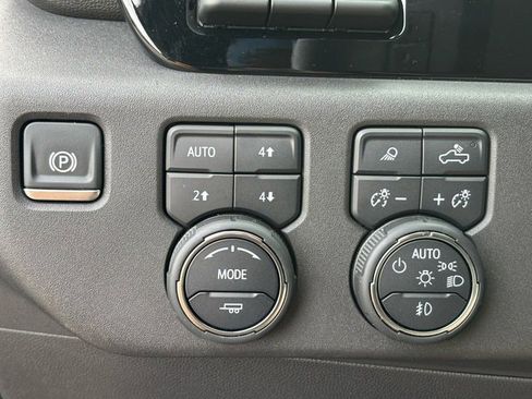 Used 2024 Chevrolet Silverado 1500 ZR2 w/ ZR2 Bison Edition image 16