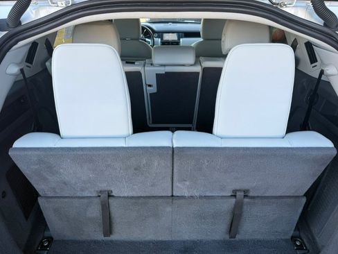 Used 2019 Land Rover Discovery Sport SE image 26