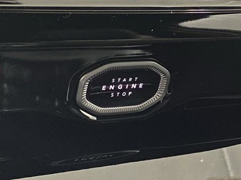 New 2026 Jeep Grand Cherokee Altitude AWD/4WD image 29