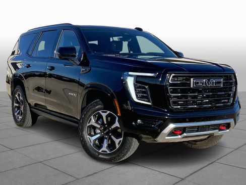 Certified 2025 GMC Yukon AT4 Ultimate w/ LPO, Illumination Package image 2