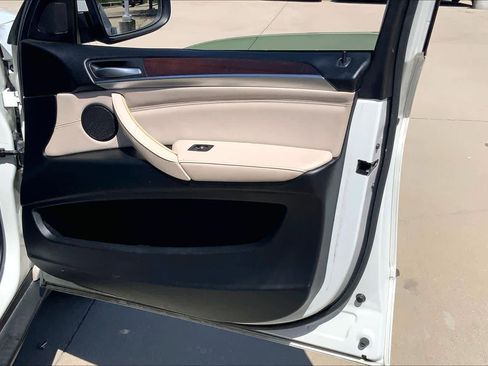 Used 2013 BMW X5 xDrive35d image 23