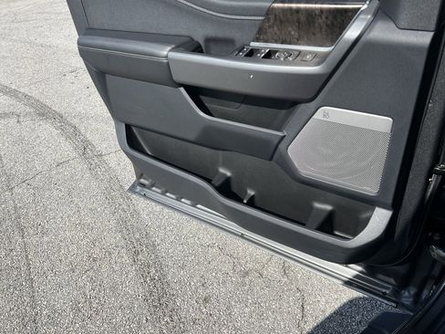 New 2025 Ford F350 Lariat w/ Lariat Ultimate Package image 18