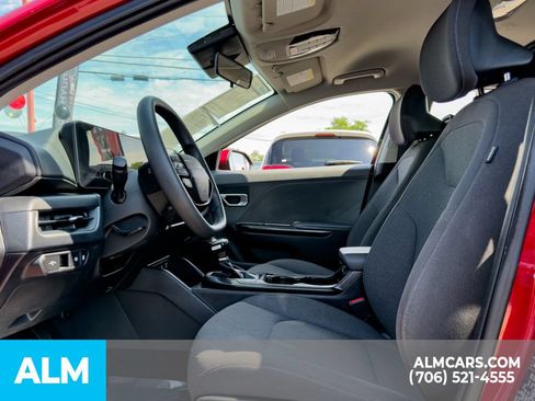 Used 2025 Kia K4 FWD image 9