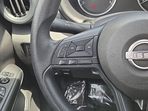 Used 2024 Nissan Kicks S FWD image 17