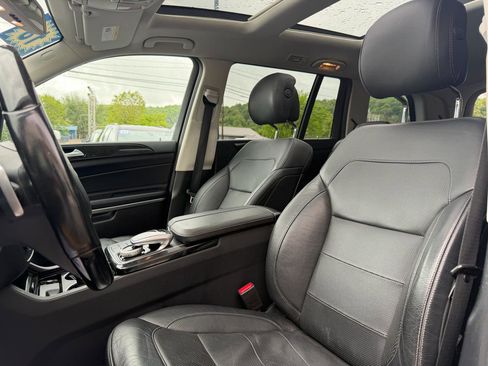 Used 2018 Mercedes-Benz GLS 550 4MATIC image 10