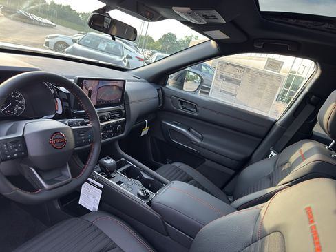 New 2026 Nissan Pathfinder Rock Creek w/ Rock Creek Premium Package AWD/4WD image 25