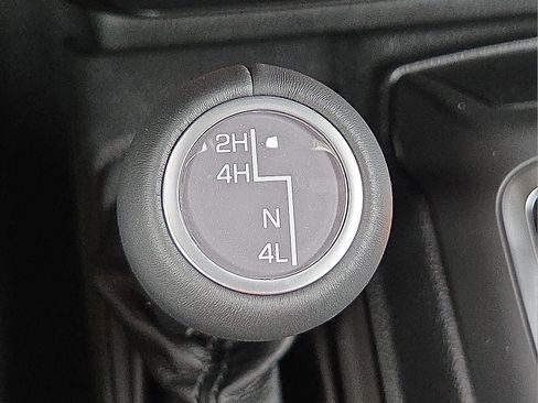 New 2026 Jeep Wrangler Unlimited Rubicon w/ Whitecap Package image 17