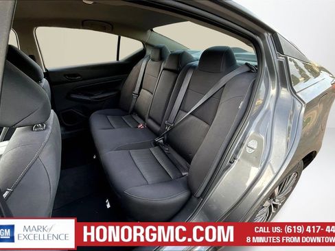 Used 2025 Nissan Altima 2.5 SV image 21