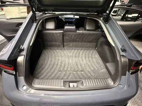 Used 2024 Toyota Prius Limited image 37