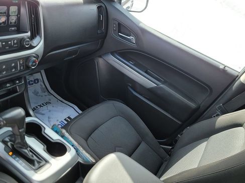 Used 2016 Chevrolet Colorado LT w/ LT Convenience Package image 24