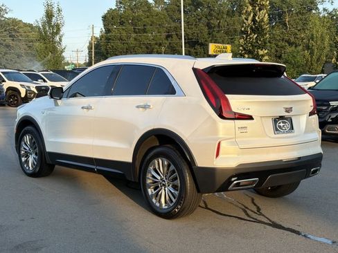 Used 2024 Cadillac XT4 Premium Luxury w/ Active Safety Package AWD/4WD image 5