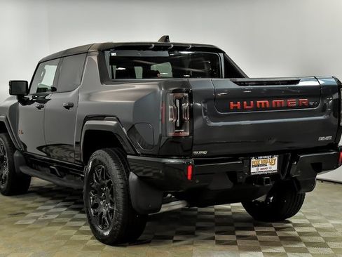 New 2025 GMC Hummer EV 2X w/ LPO, Sport Package image 4