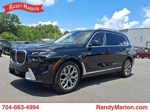Used 2024 BMW X7 xDrive40i AWD/4WD image 1