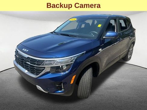 Used 2026 Kia Seltos LX AWD/4WD image 5