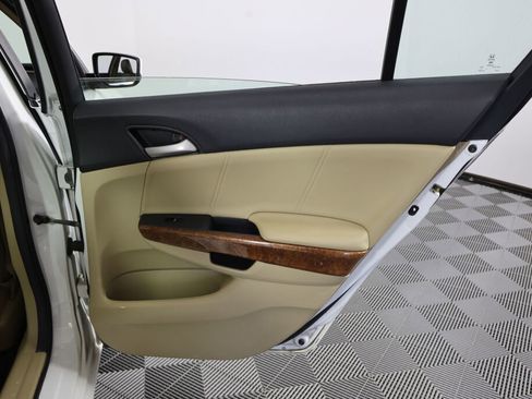Used 2012 Honda Accord EX-L image 21
