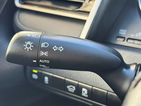 Used 2024 Toyota Camry SE FWD image 17