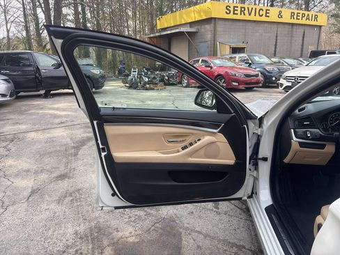 Used 2016 BMW 528i Sedan image 8