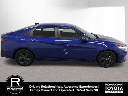 Used 2021 Hyundai Elantra SEL image 8