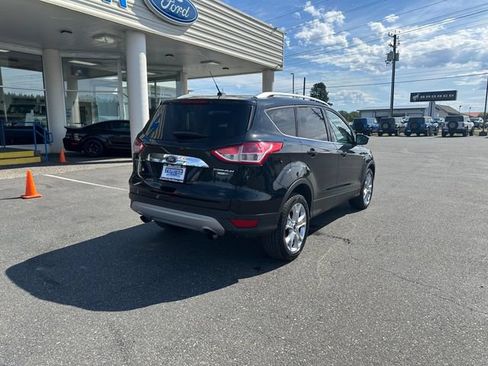 Used 2014 Ford Escape Titanium AWD/4WD image 2