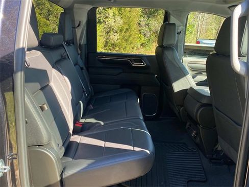 Used 2024 Chevrolet Silverado 2500 LTZ image 33